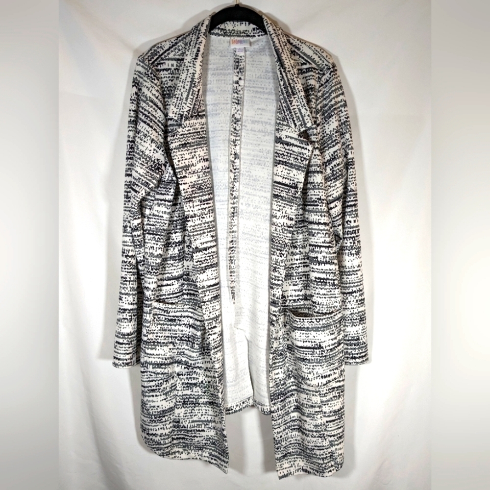 LuLaRoe Gwen Blazer Open Front Size Large
